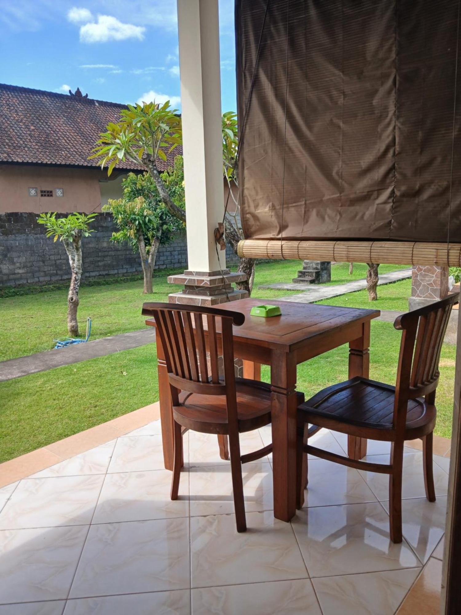 Apartment Bumbung Amed